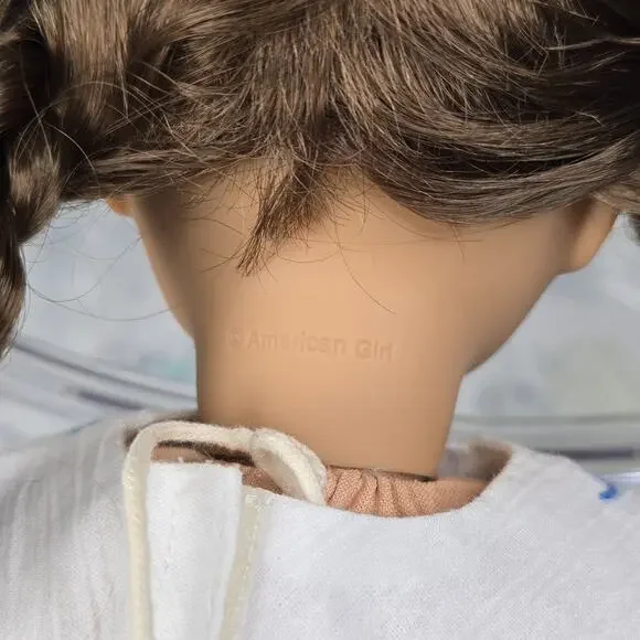 American Girl Doll Molly Mcintire 2013 in Julie Albright's Outfit - Picture 10 of 16